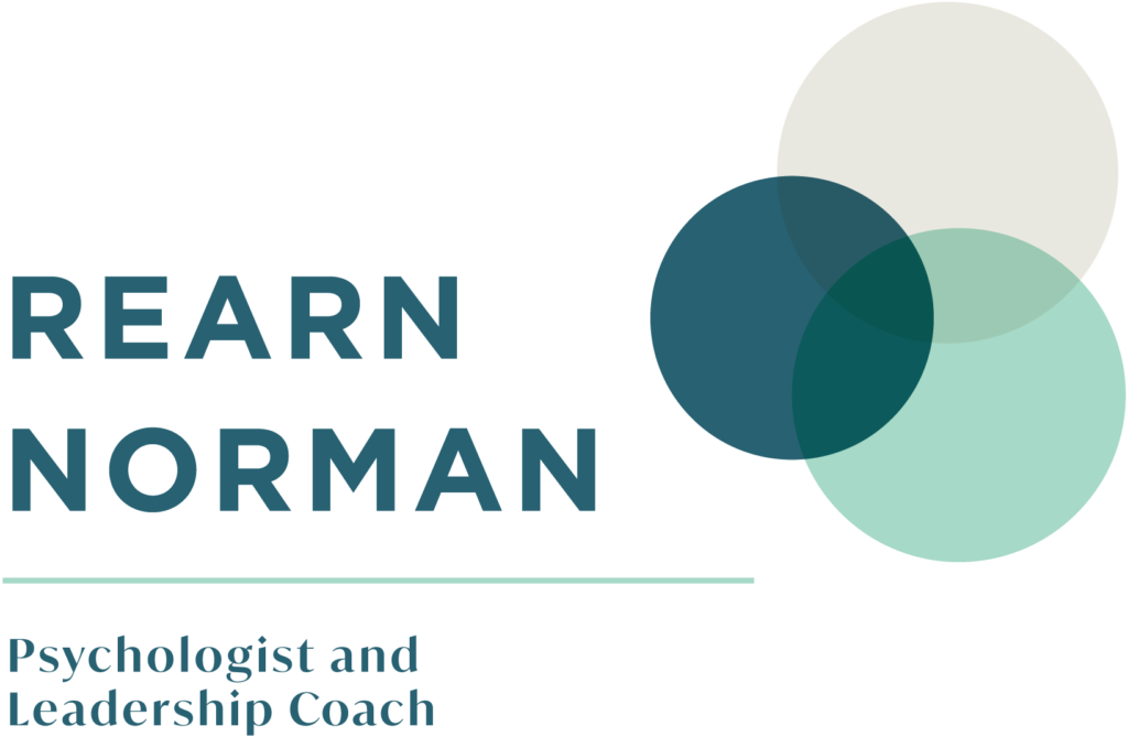 Rearn Norman - Psychologist and Leadership Coach Logo